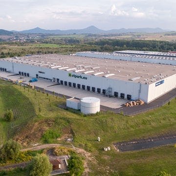 Rental of modern warehouse (storage) and production areas - region Ústí nad Labem, Czech Republic