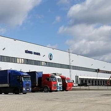 We offer for rent an ADR warehouse in an attractive location in Hostivice near Prague near Václav Havel Airport.