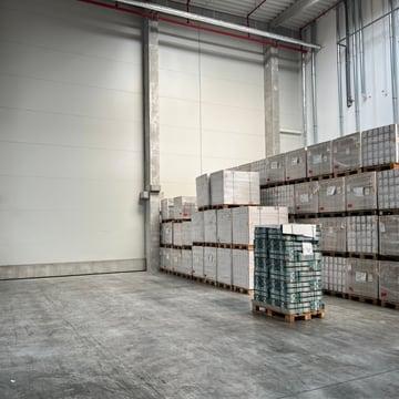 Warehouse space with logistics services in Zápy u Prahy.