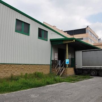 Rent - storage facilities, logistics services, functional railway siding - Uzice, Prague-East (D8)