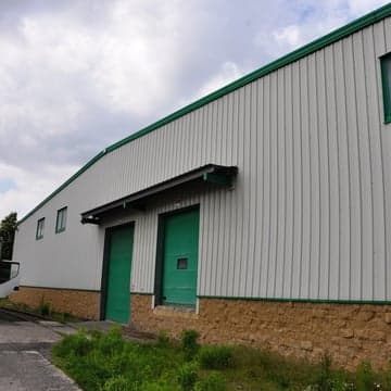 Rent - storage facilities, logistics services, functional railway siding - Uzice, Prague-East (D8)