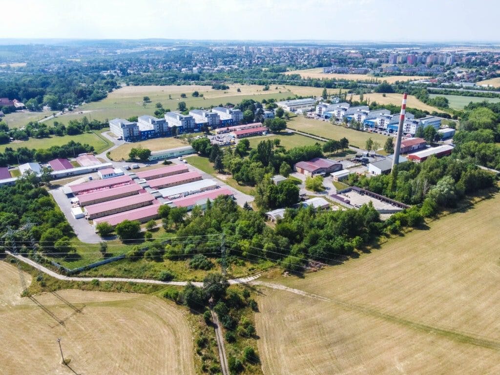 Miete von Lager- und Produktionsräumen - Horní Počernice