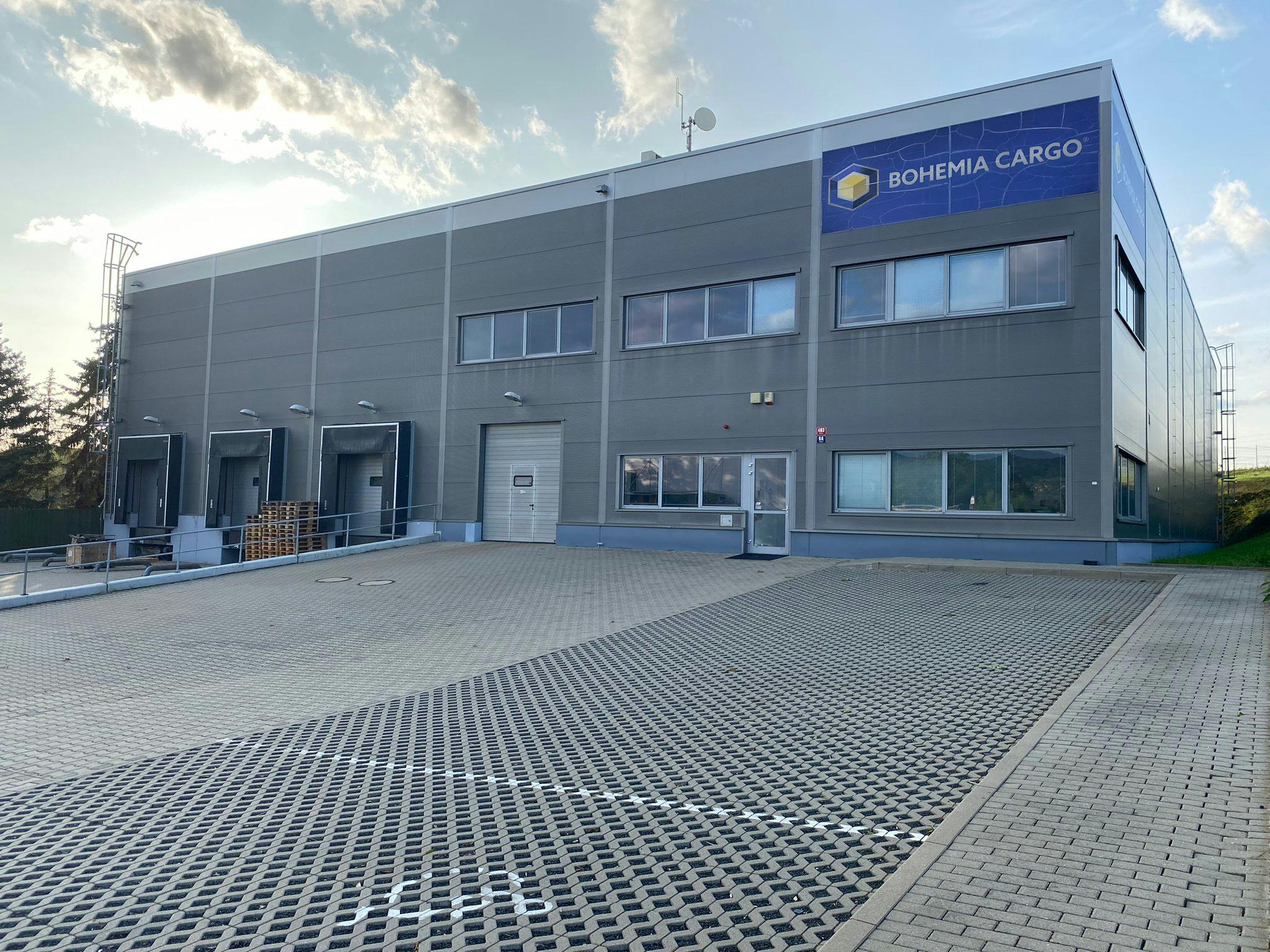 Rental: Production and storage/warehouse premises - Ústí nad Labem, Czech Republic