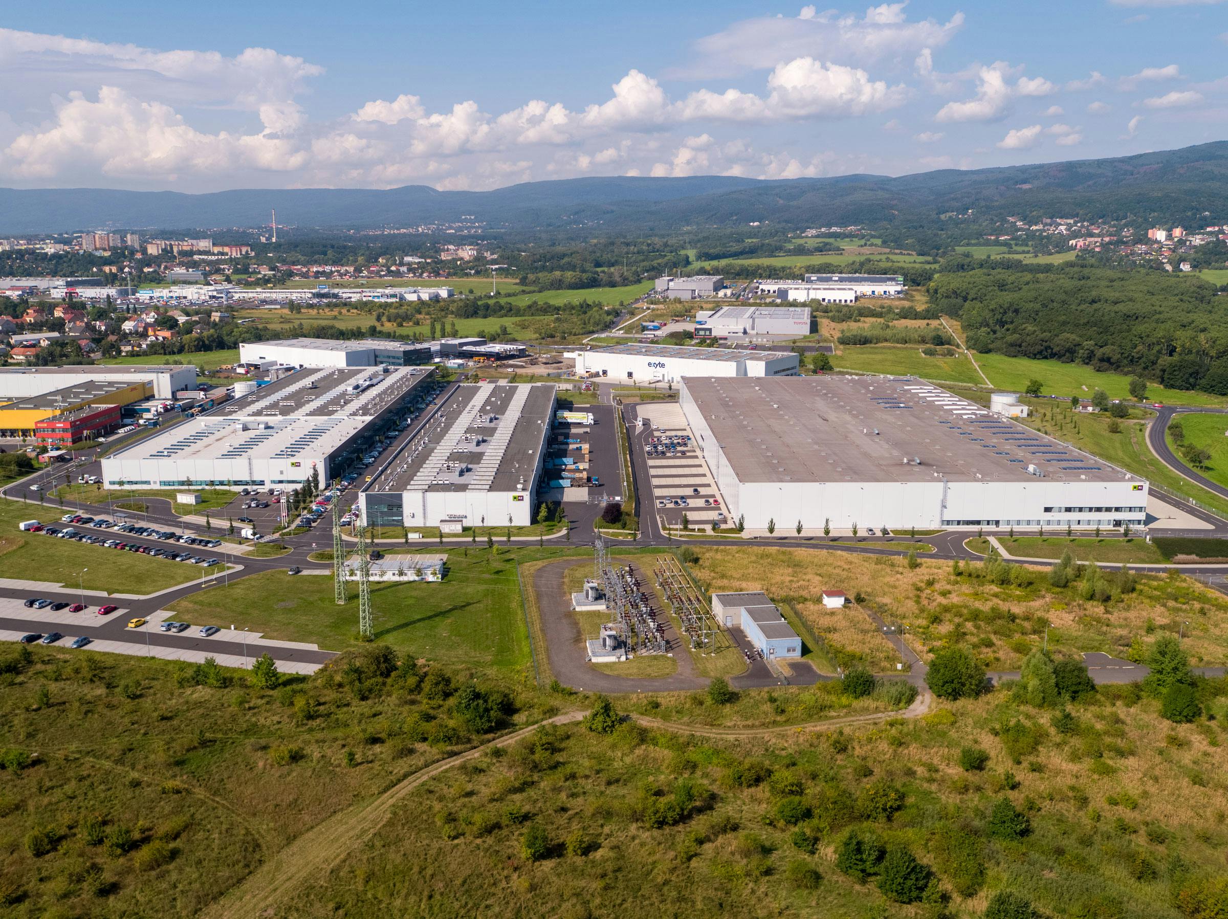 Rental of modern warehouse (storage) and production areas - region Ústí nad Labem, Czech Republic