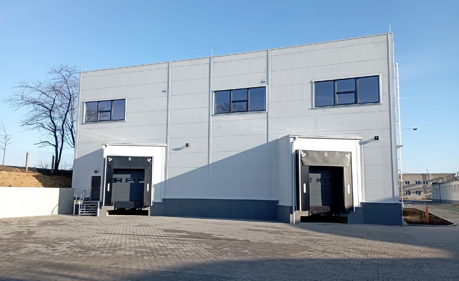 Rent of warehouse and production space - Rousínov